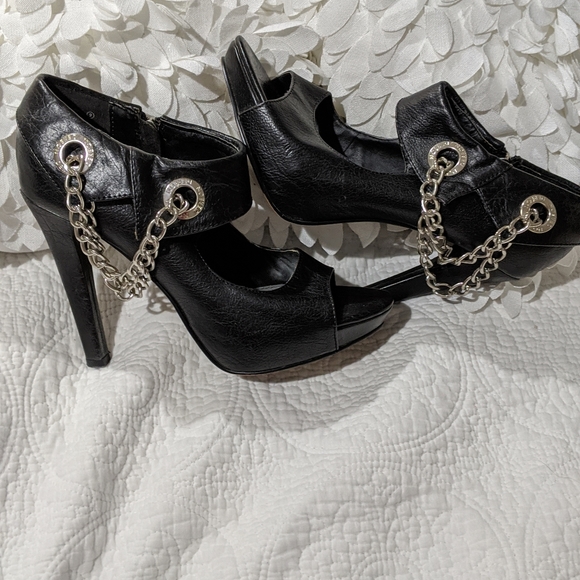 house of dereon shoes
